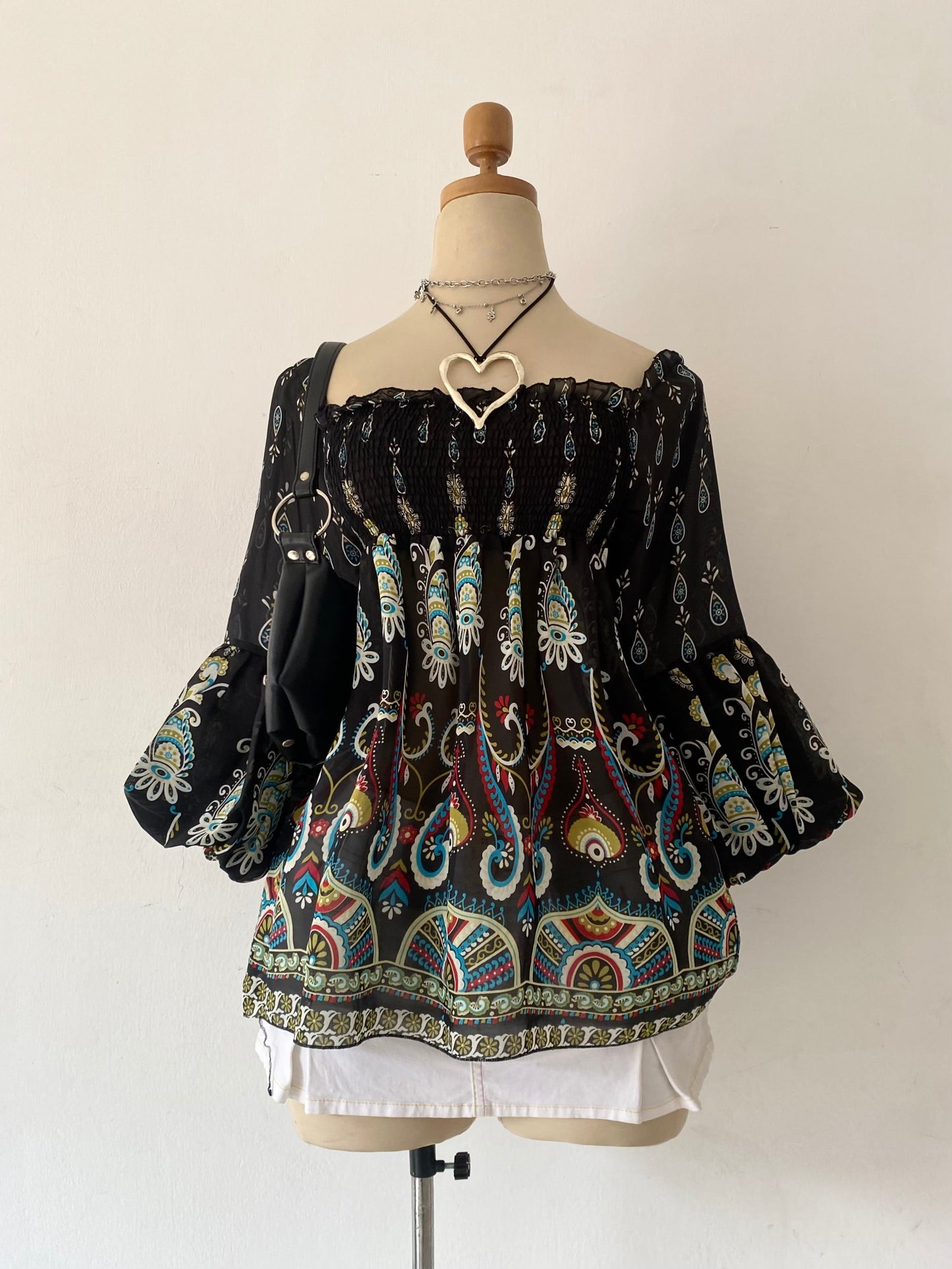 Adorable bohemian top