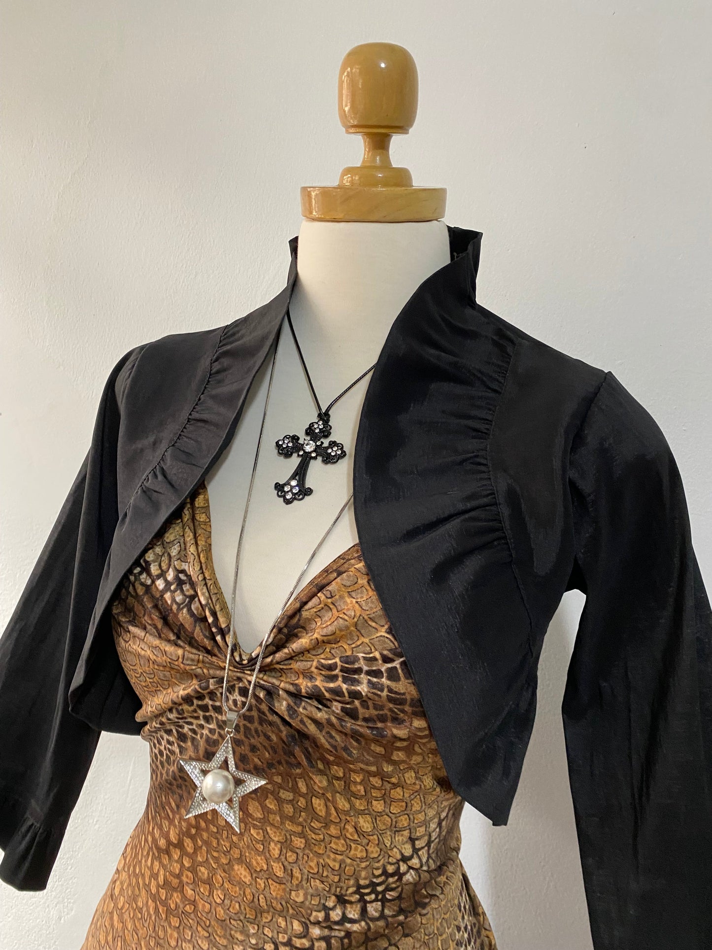 Set (Cardigan + cheetah print top)