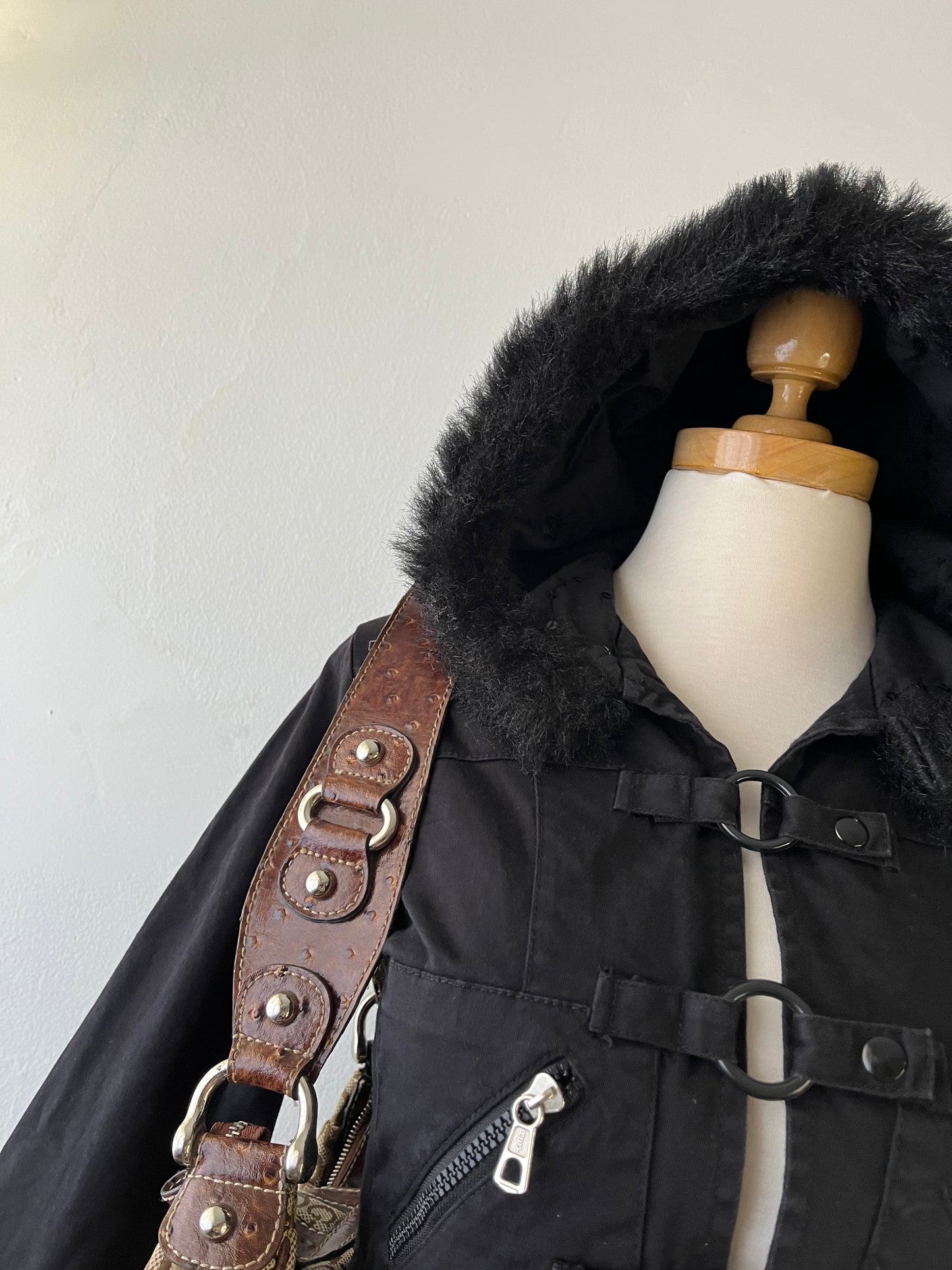 Waist jacket with hood