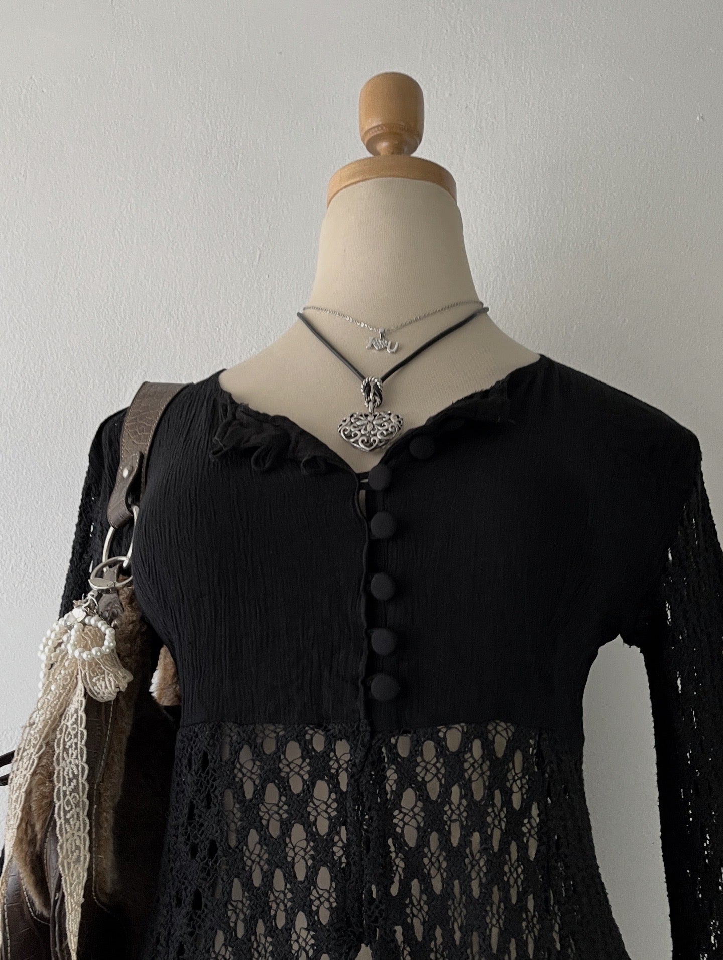 Knitted black top