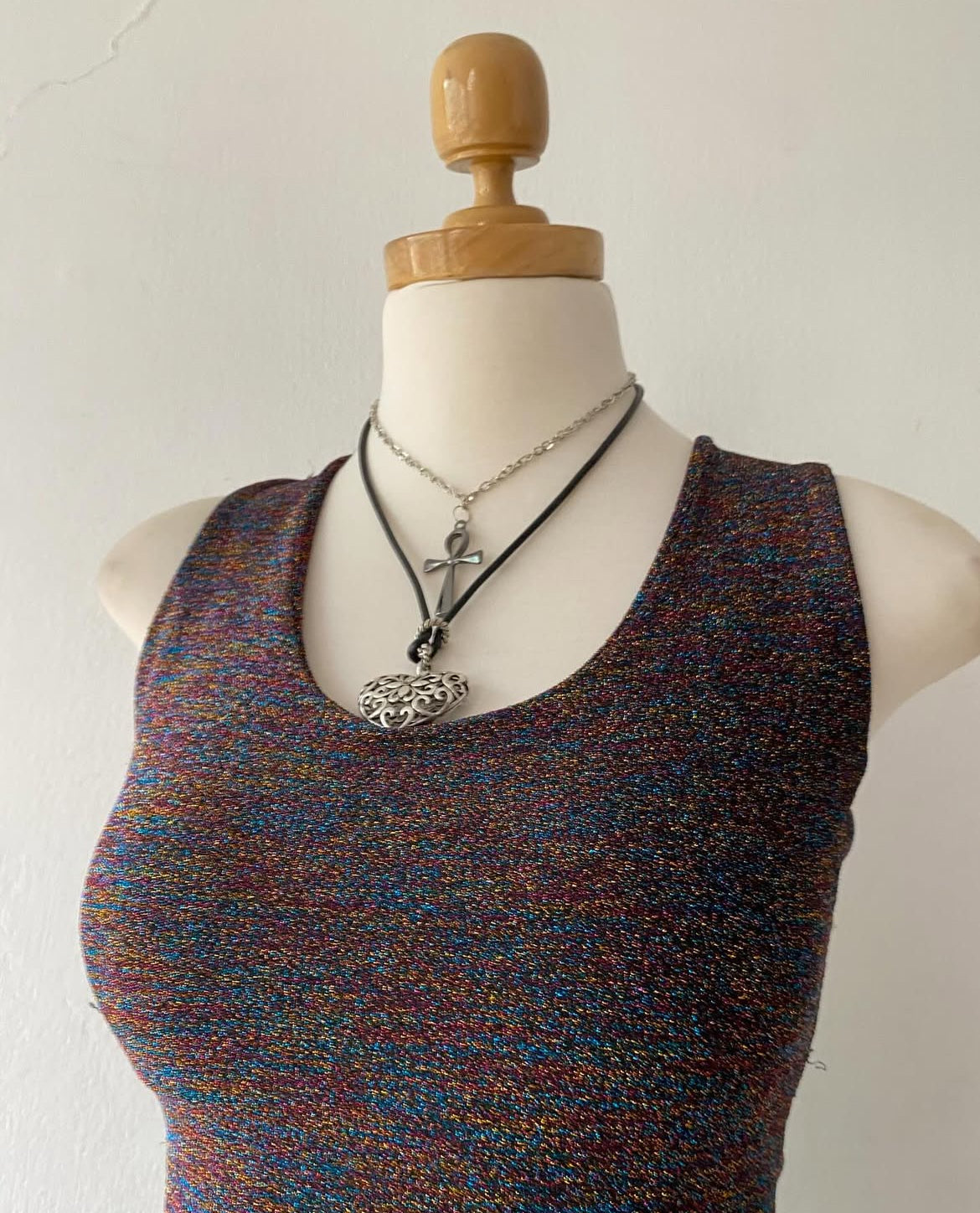 Iridescent waist-high top