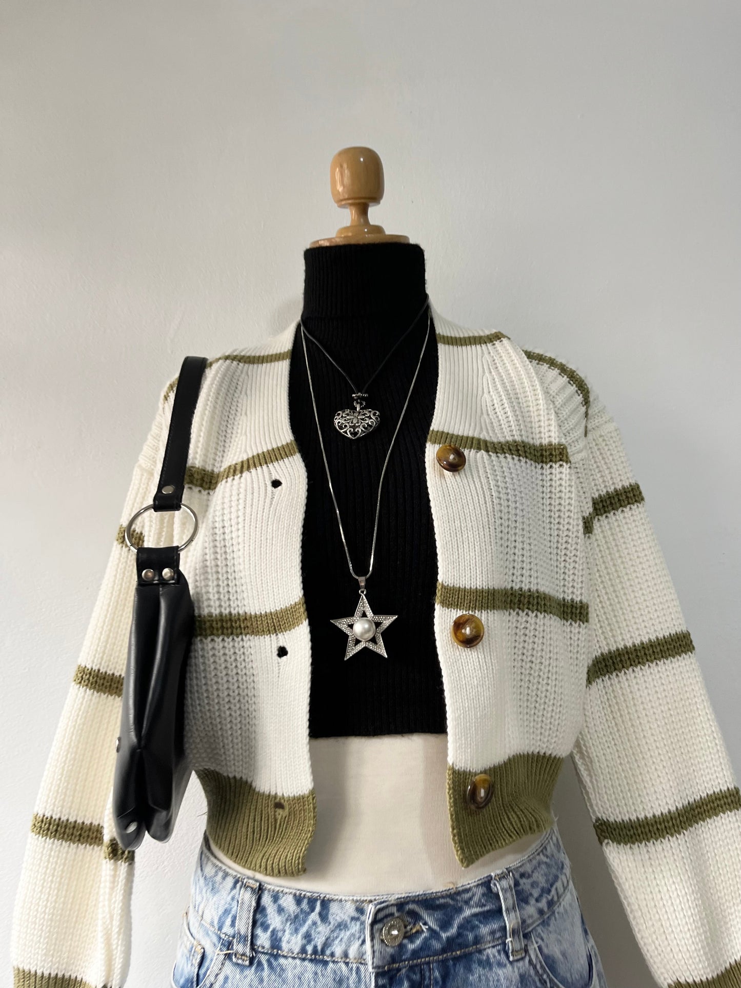 Wool waist cardigan