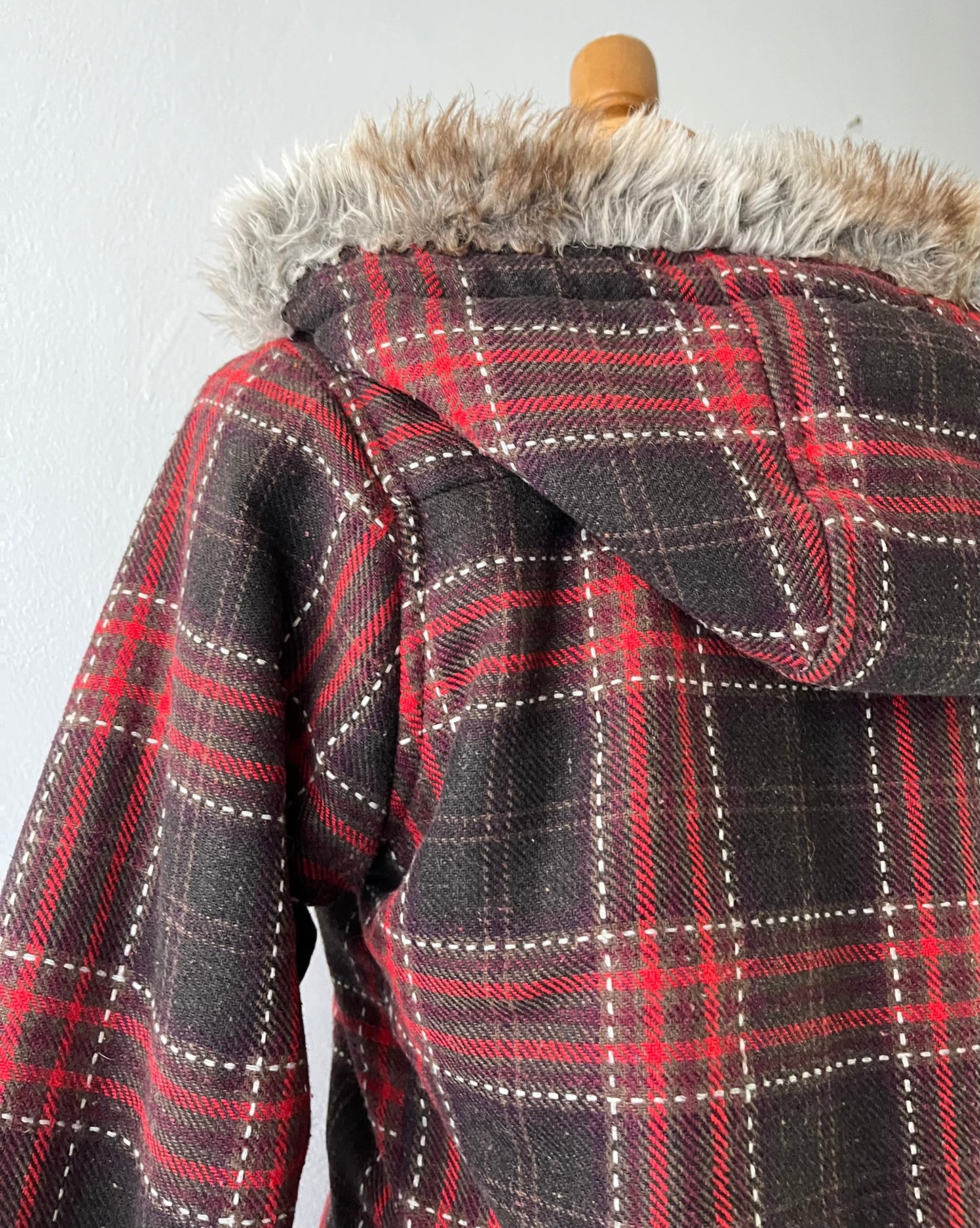Checked jacket with warm inner lining and hood