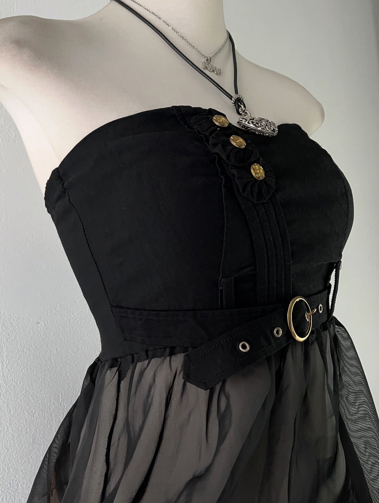 Gothic top with belt