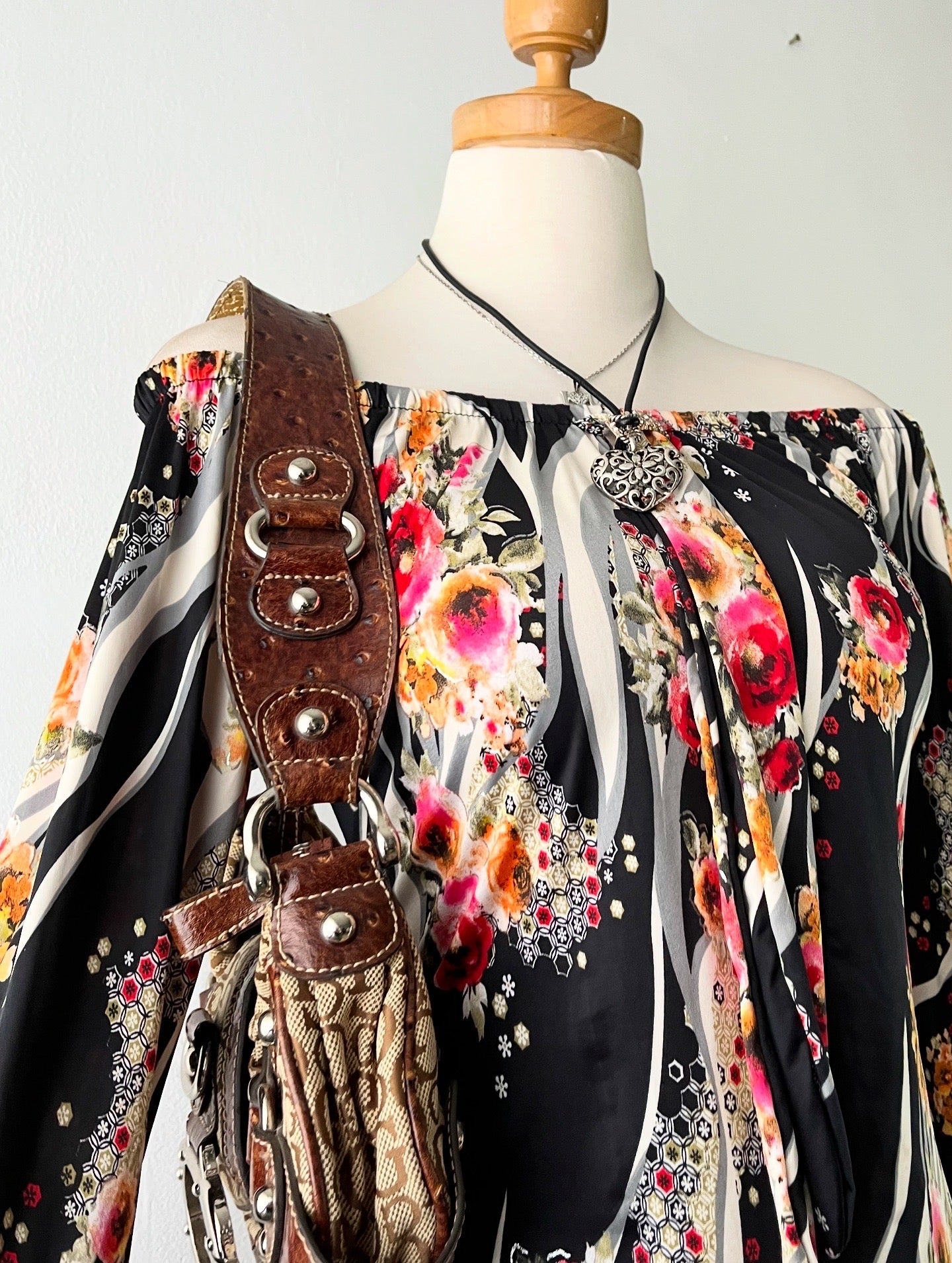 Bell- sleeved floral top