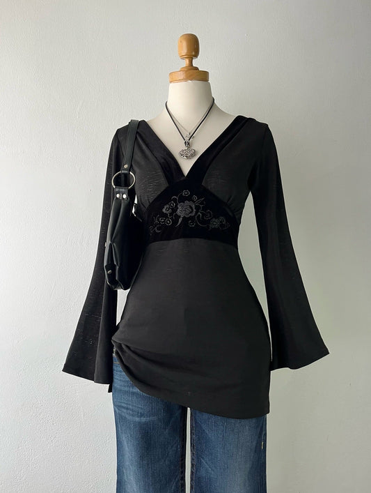 Bell-sleeved polydress top