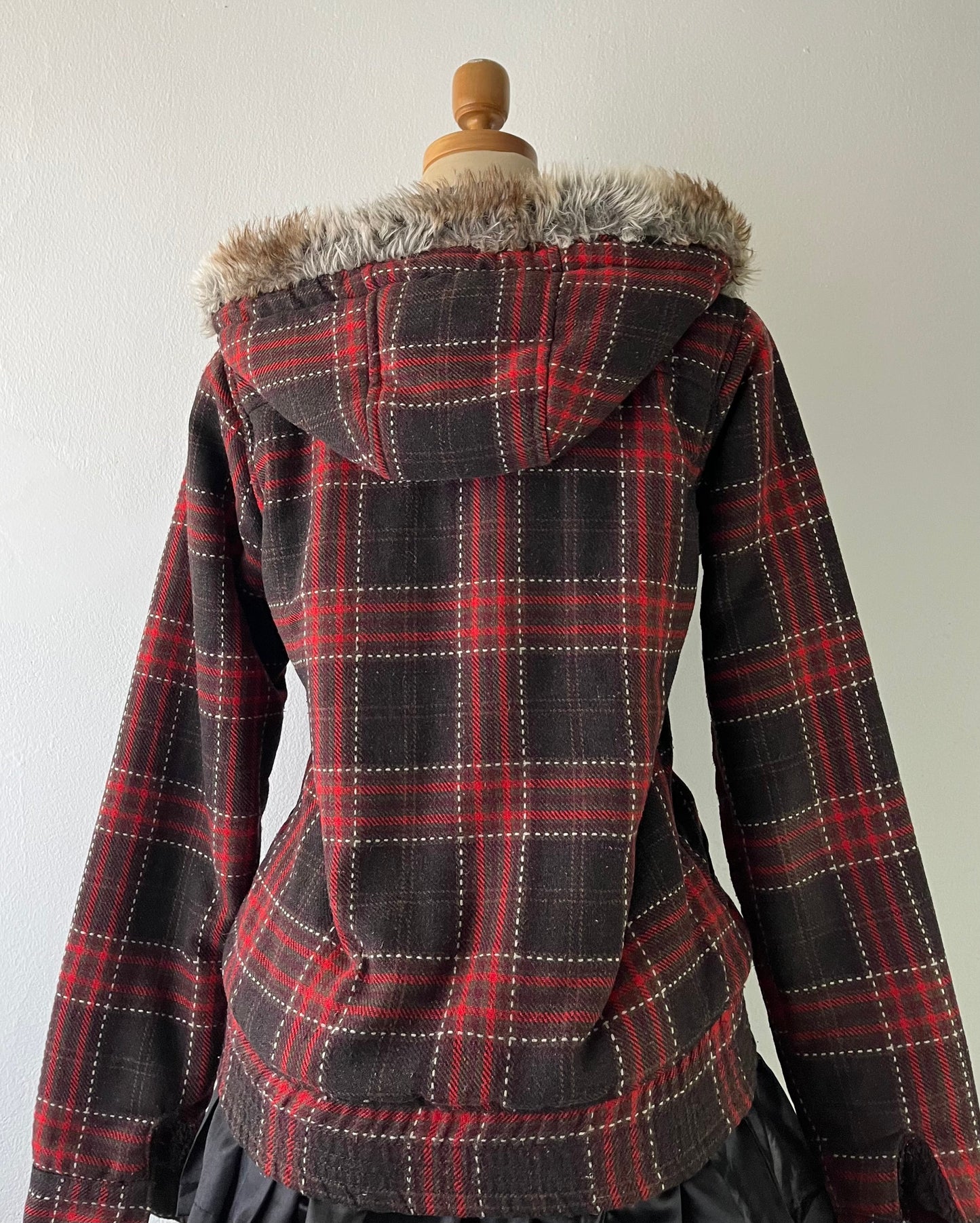 Checked jacket with warm inner lining and hood