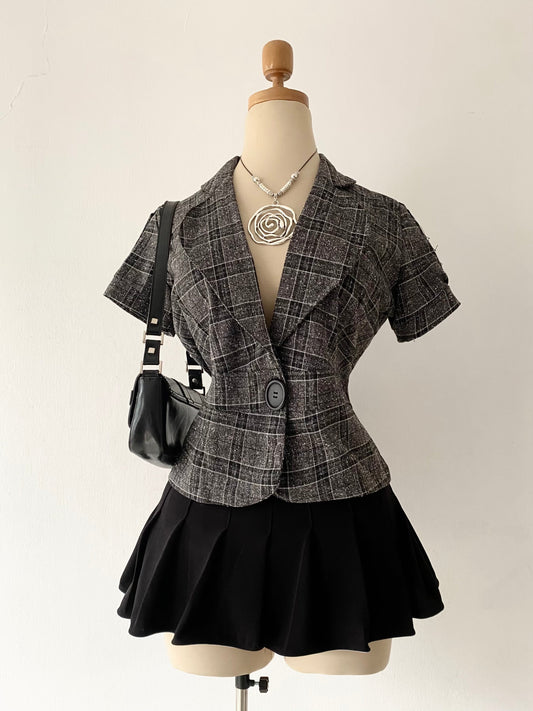 Adorable gray blazer